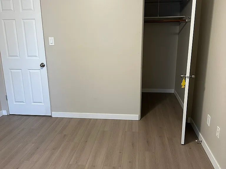 7227 Arcola St #3 — Photo 12