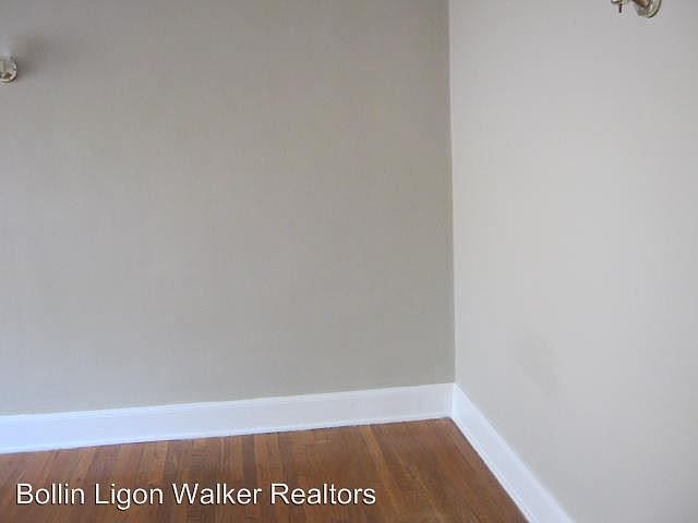 2nd image of 2416 Marion St APT 4