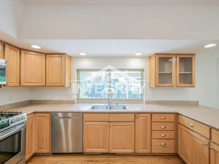 5051 W Portland Dr — Photo 16
