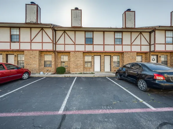 1241 Dallas Dr, Denton, TX 76205