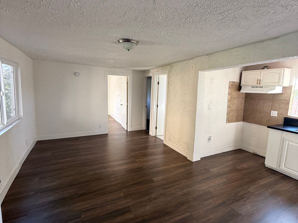 3624 Dwiggins St #3624