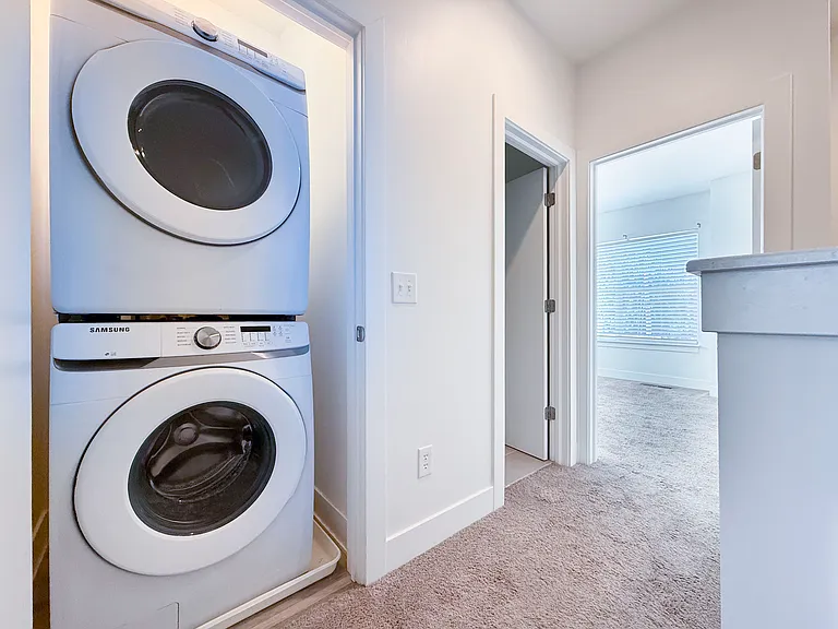1732 Alloy Dr — Photo 9