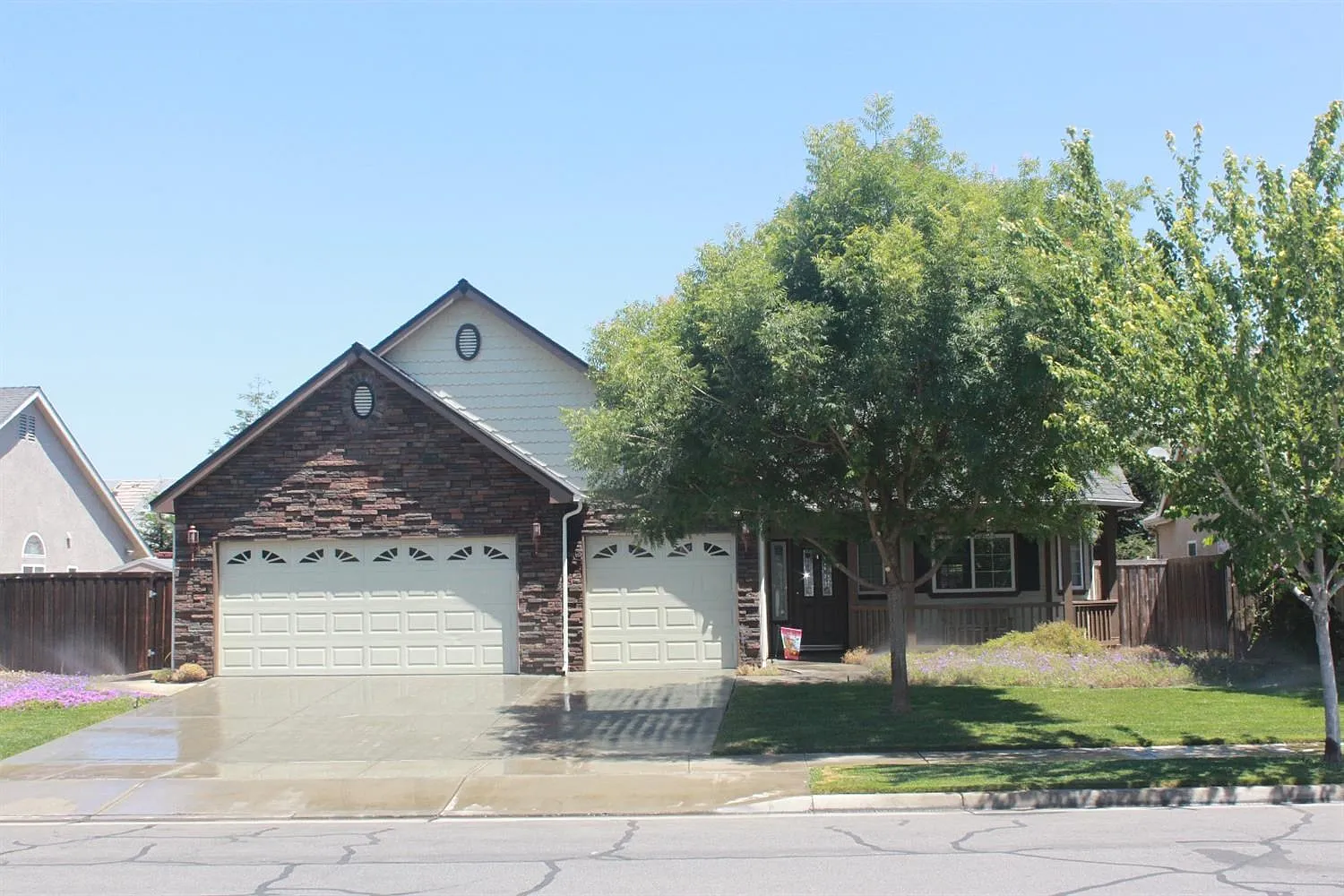 3324 W Connelly Ave photo 1