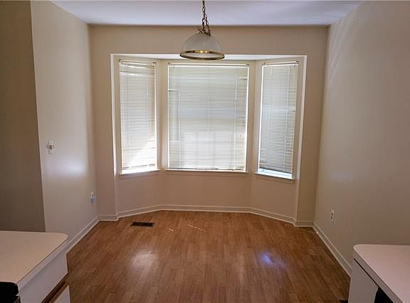 5th image of 31056 Eagle Dr #1