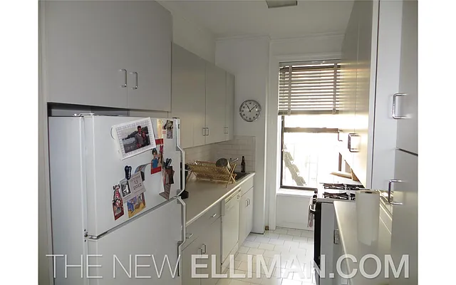 Rented by Douglas Elliman | media 3