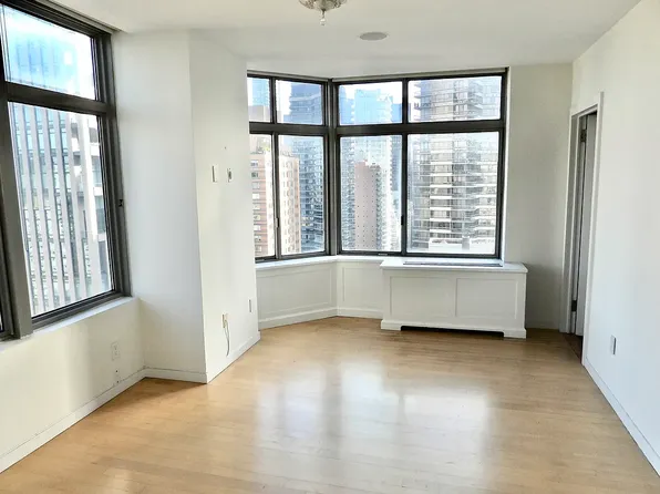 188 East 64th Street 2701/02 image 7 of 8