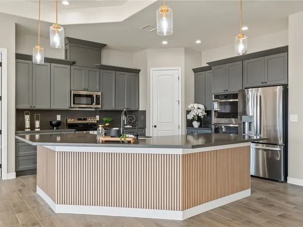 2339 Raven Ct, Bullhead City, AZ 86442