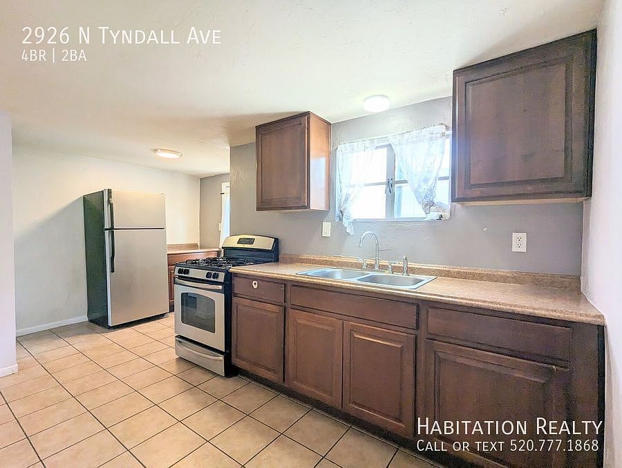 1st image of 2926 N Tyndall Ave