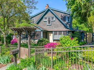 35 Glades Way, Halesite, NY 11743