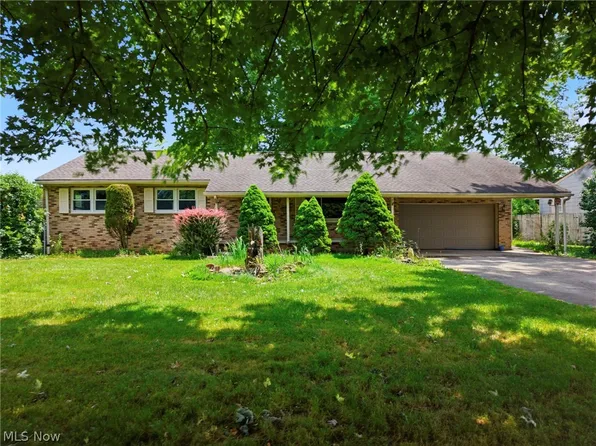 1627 Yolanda Pl, Youngstown, OH 44511