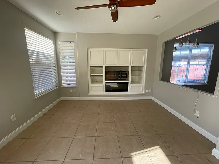 730 Sunlight Dr — Photo 11