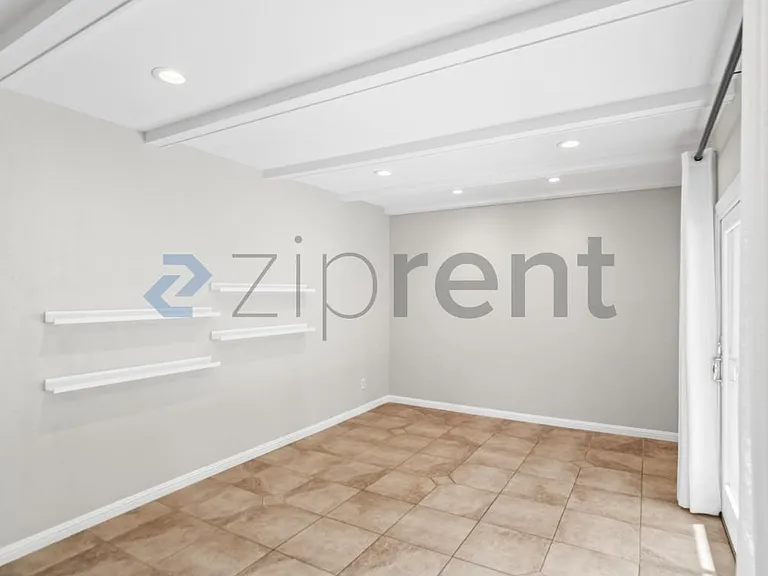 6225 Hokett Way — Photo 16