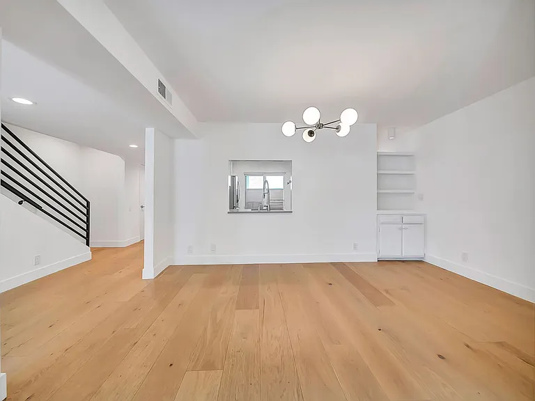 4424 Coldwater Canyon Ave #3 — Photo 13
