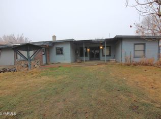 461 W Wapato Rd, Wapato, WA 98951