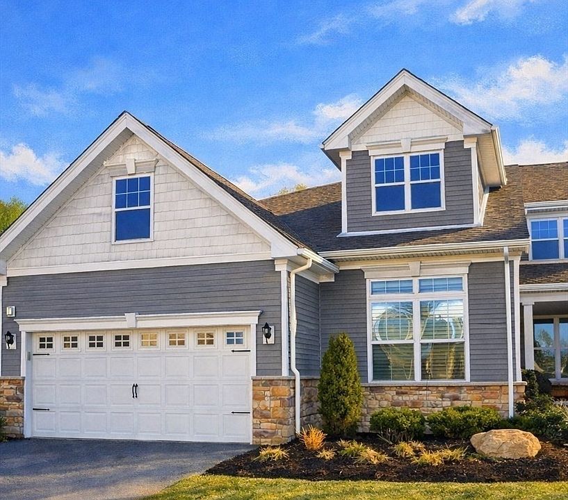 1st image of 127 Phoebe St #127