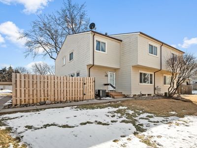 1490 Woodview Ave E, Eagan, MN, 55122