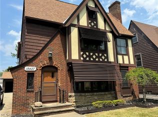 18427 Winslow Rd, Shaker Heights, OH 44122
