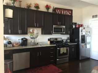 1525 W Addison St #3, Chicago, IL 60613
