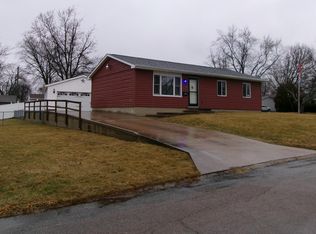 110 Mimosa Ln, Washington, IL 61571