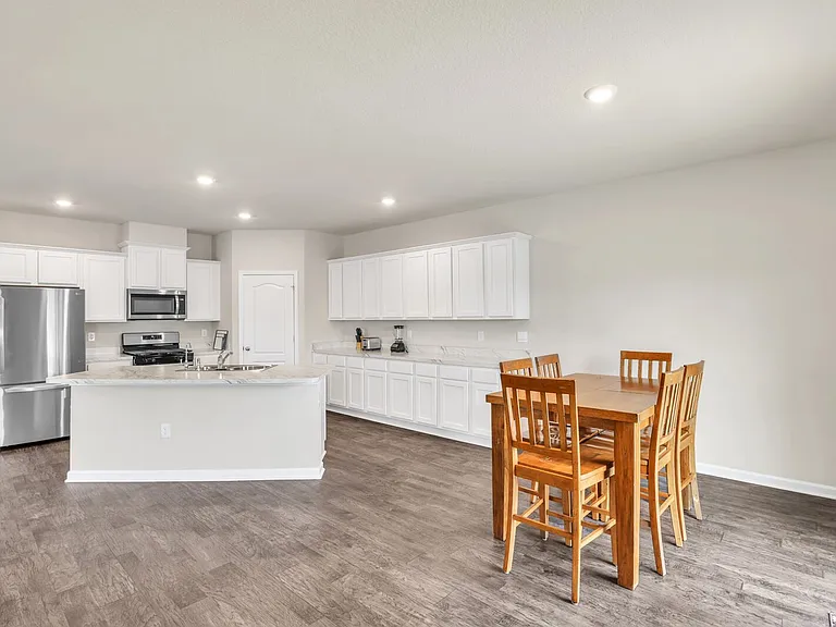 339 Albacete Rd — Photo 4