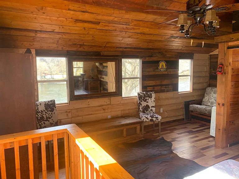 1421 River Rd — Photo 8