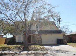2905 Persimmon St, Corpus Christi, TX 78415