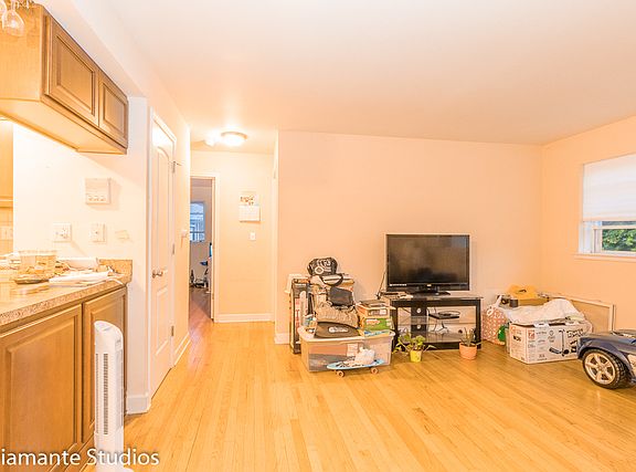 2nd image of 731 Bellwood Ave APT 101