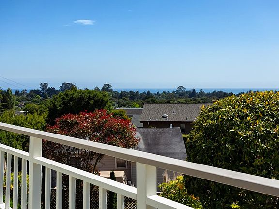 3rd image of 3040 Wisteria Way