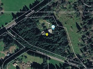 272 Tuckaway Dr, Elkton, OR 97436