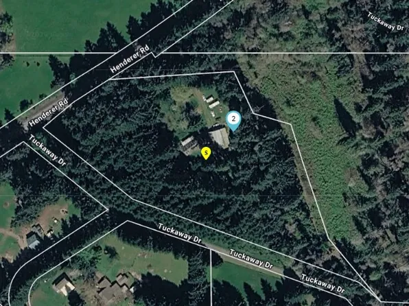 272 Tuckaway Dr, Elkton, OR 97436