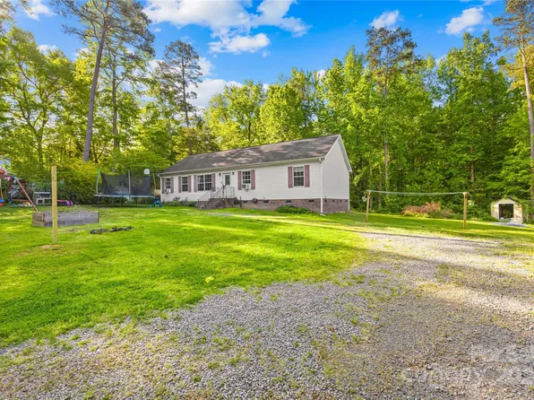 14554 Fiji Ct, Stanfield, NC 28163