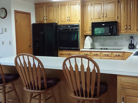 4th image of 47805 Snow Hill Way
