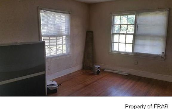 4th image of 522 Lamon St