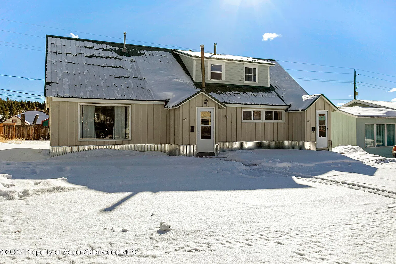 3 bed, $1,725 — Photo 1