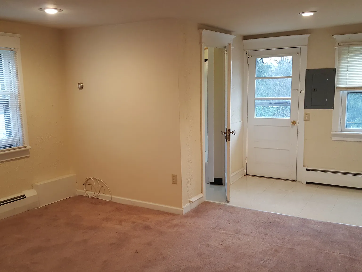 1 bed, 700 sqft, $1,295 — Photo 4