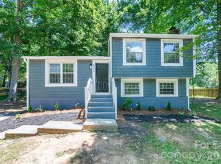 8424 Othello Pl, Charlotte, NC 28227