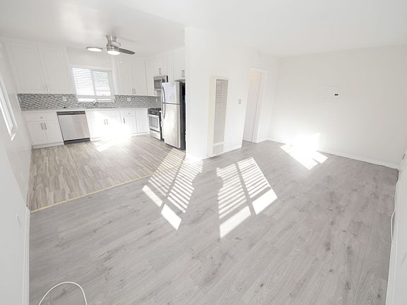 2nd image of 7021-7089 W Manchester Ave #7087