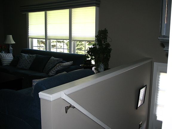 7 Upper Entry (other side)