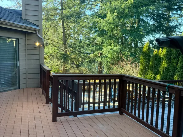 4515 Croisan Scenic Way S, Salem, OR 97302