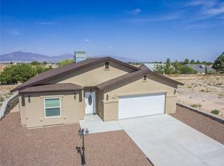 5826 Willet Dr, Santa Teresa, NM 88008