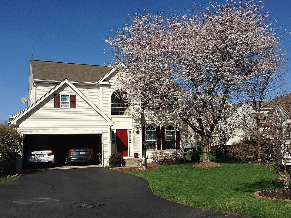 1st image of 47821 Allegheny Cir