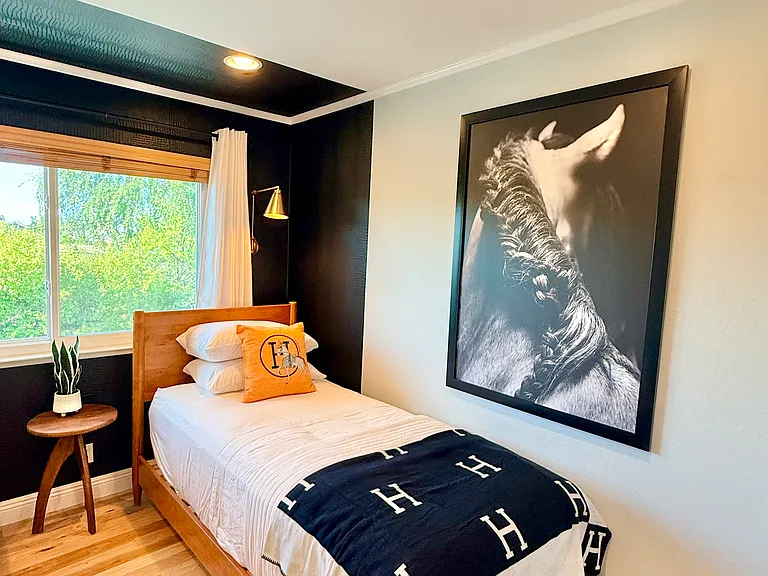 Twin XL Bed