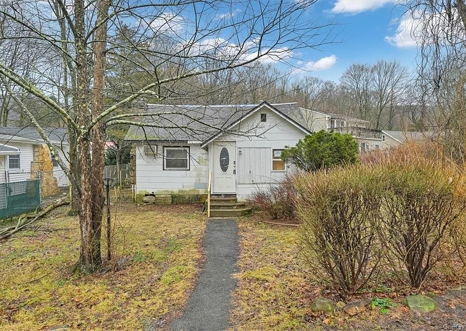 2 Fernwood Drive, Greenwood Lake, NY 10925 Zillow