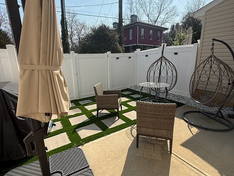 111 Crepe Myrtle Ln — Photo 7