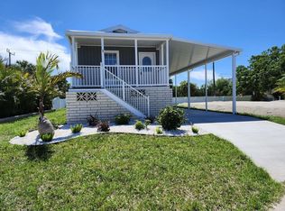 1 Flamboyant St, Nokomis, FL 34275