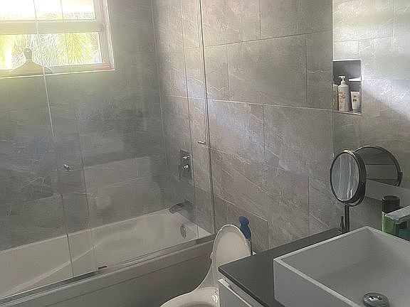 Upstairs bathroom