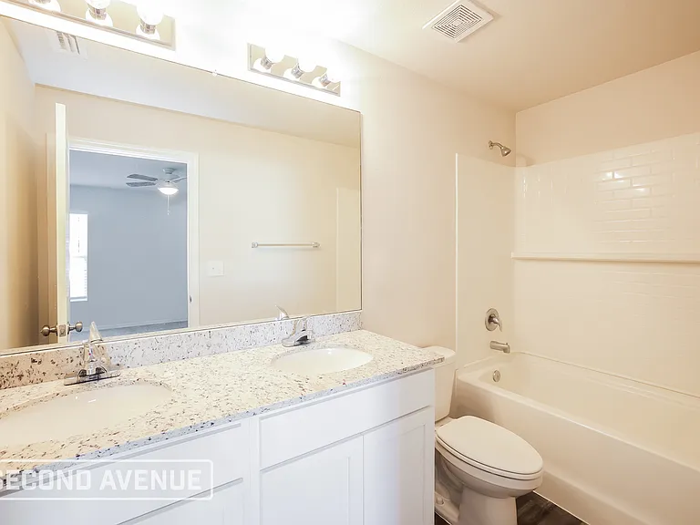 1025 Halby Ave S — Photo 13