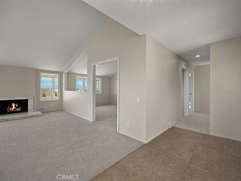 22821 Mariano Dr — Photo 15