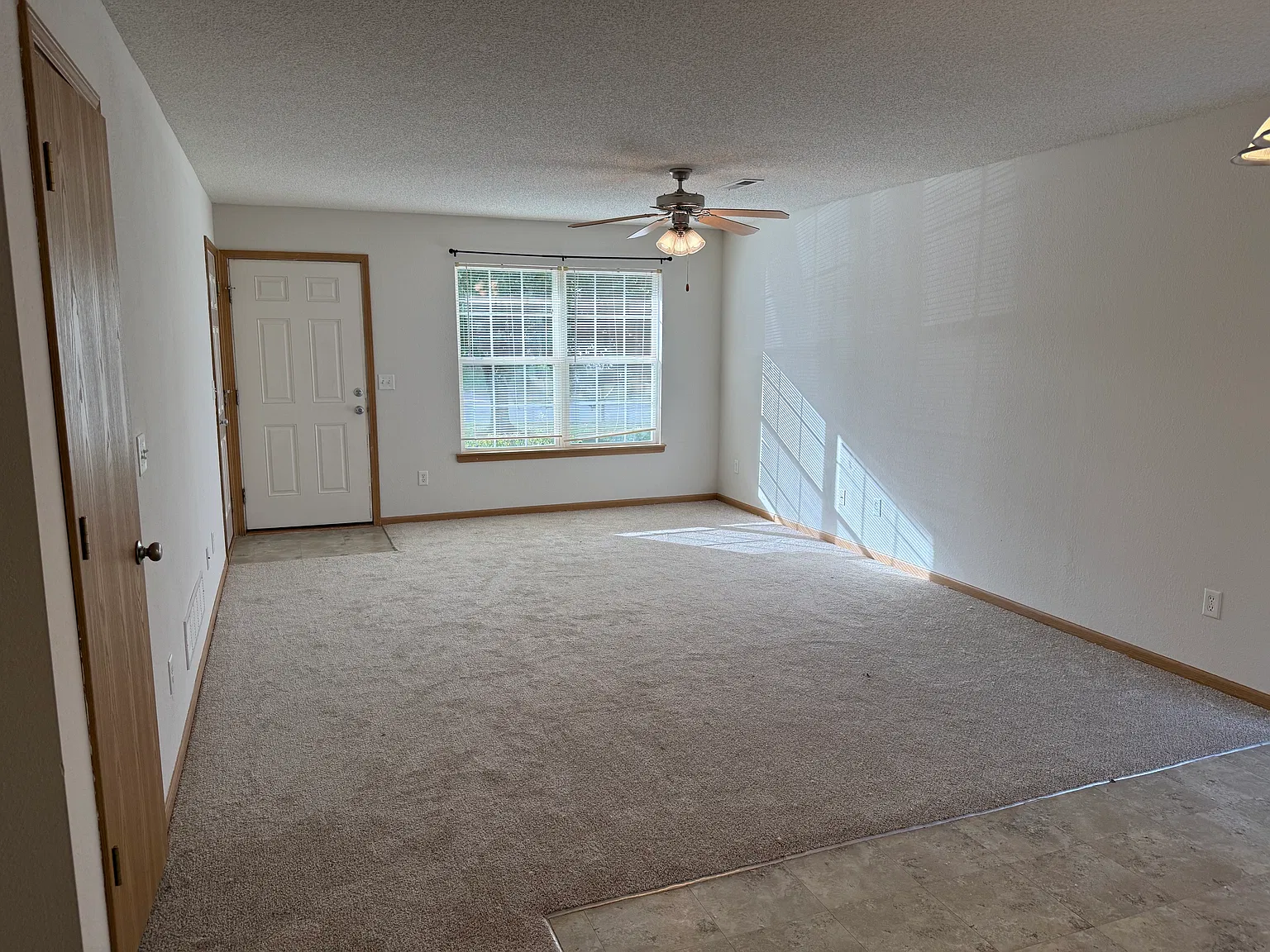 3 bed, 1100 sqft, $1,395 — Photo 3