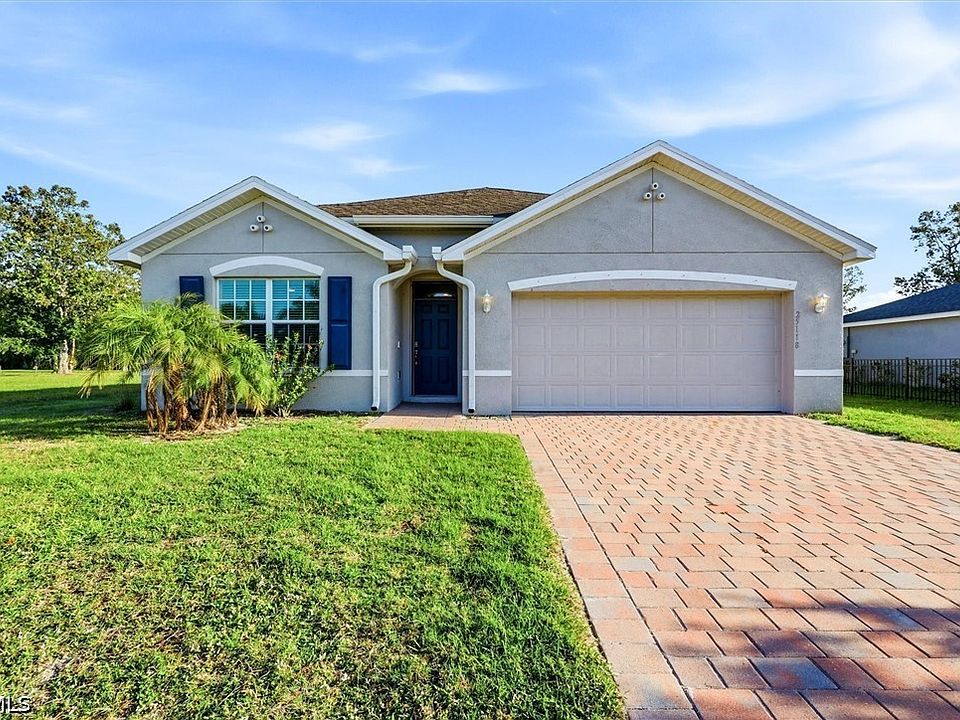 1st image of 25118 Doredo Dr